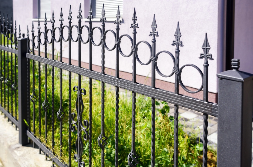 crown-fence-and-railing-inc-toronto-wrought-iron-fence